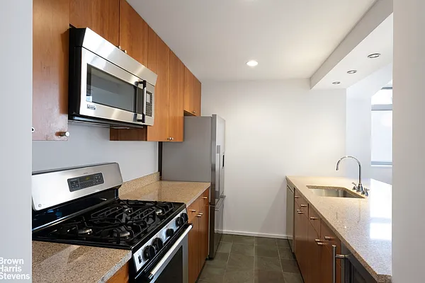 Rented by Brown Harris Stevens | media 12