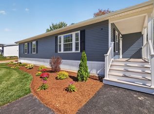 14 Amber Way, Raynham, MA 02767