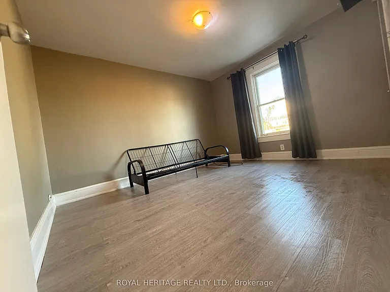 264 Jarvis St #1 — Photo 6