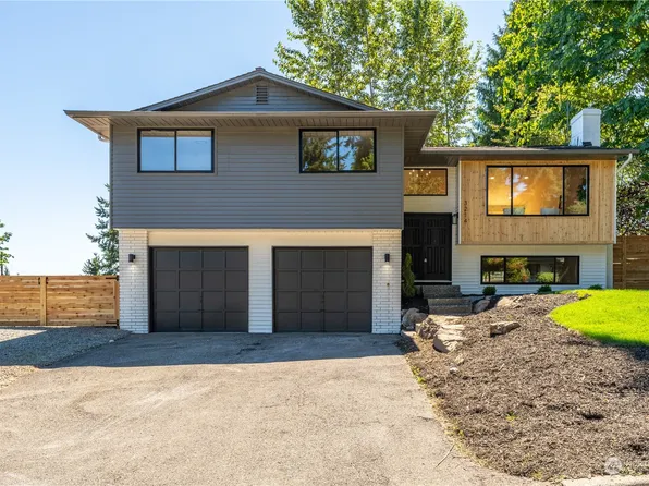 3214 152nd Street SW, Lynnwood, WA 98087