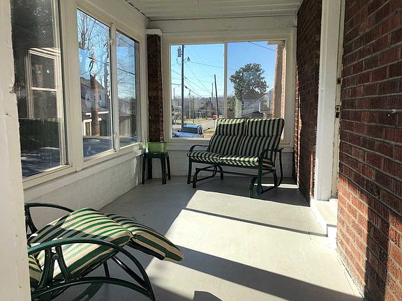 3rd image of 315 Reynolds St