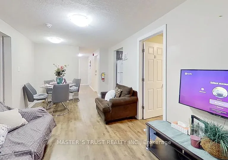 117 Erb St W #4 — Photo 1