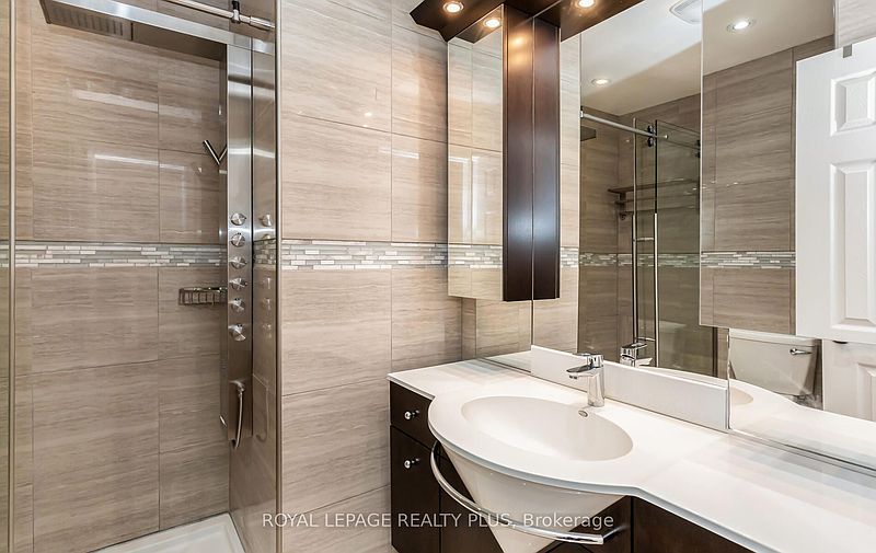 Mississauga House for rent - 3 Bedrooms — photo 39