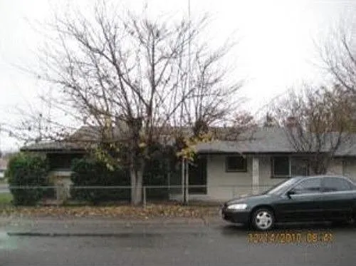 7928 Glen Tree Dr photo 1