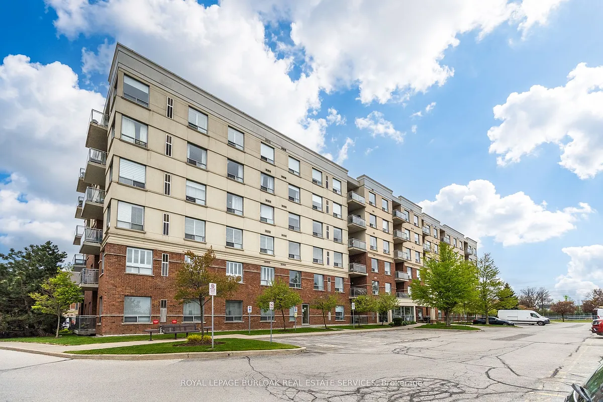 Building Photo - 5070 Fairview St #303