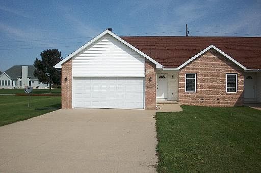 1st image of 711B Burgess Dr