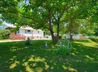 1042 N 33rd St, Decatur, IL 62521