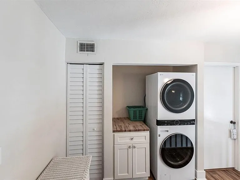 6023 W Peppertree Way #235 — Photo 5
