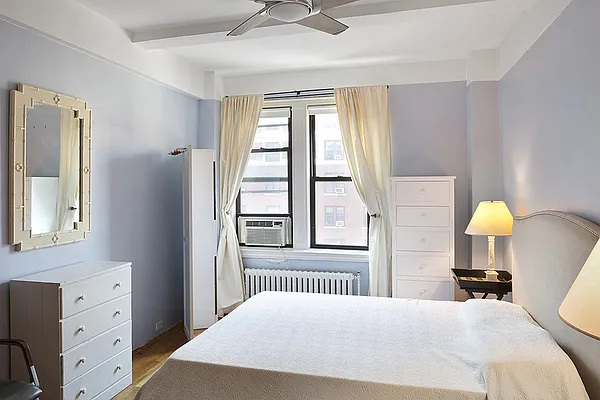 Sold by Stribling | media 9