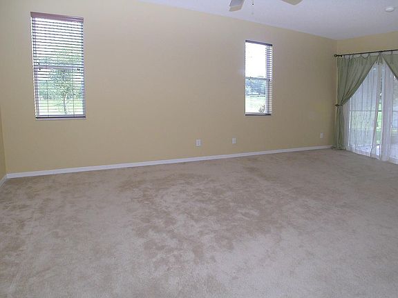 5th image of 400 Rob Roy Dr
