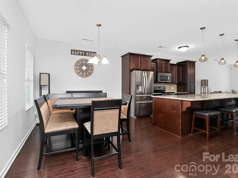 2038 Eddie Massey Ln — Photo 12