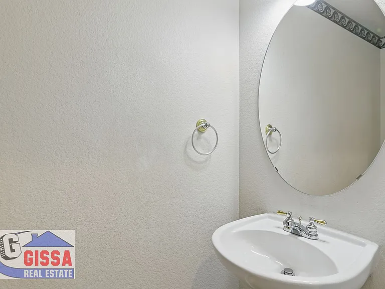 5532 Mountain Garland Dr — Photo 46