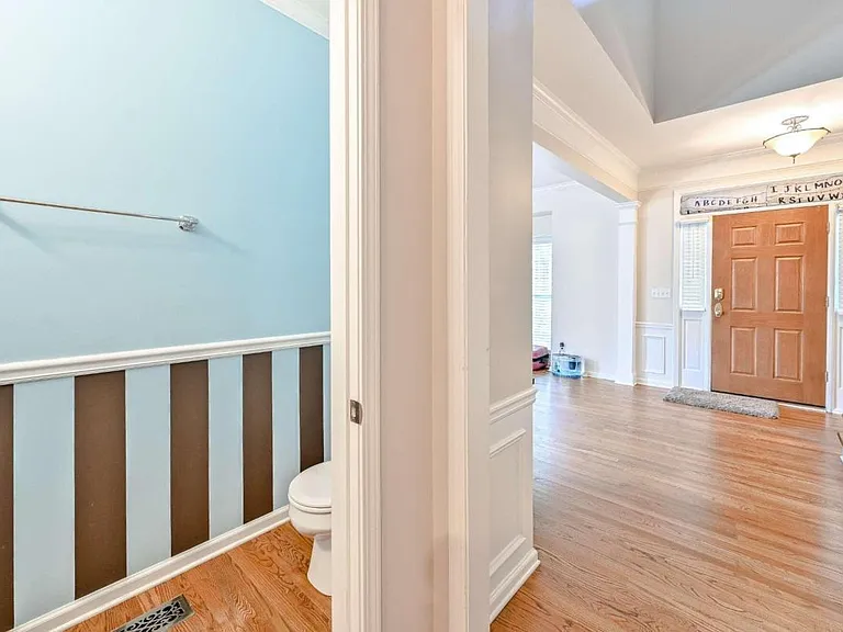 345 Eastcote Dr — Photo 22
