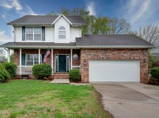 101 N Cedarwood Ave, Republic, MO 65738