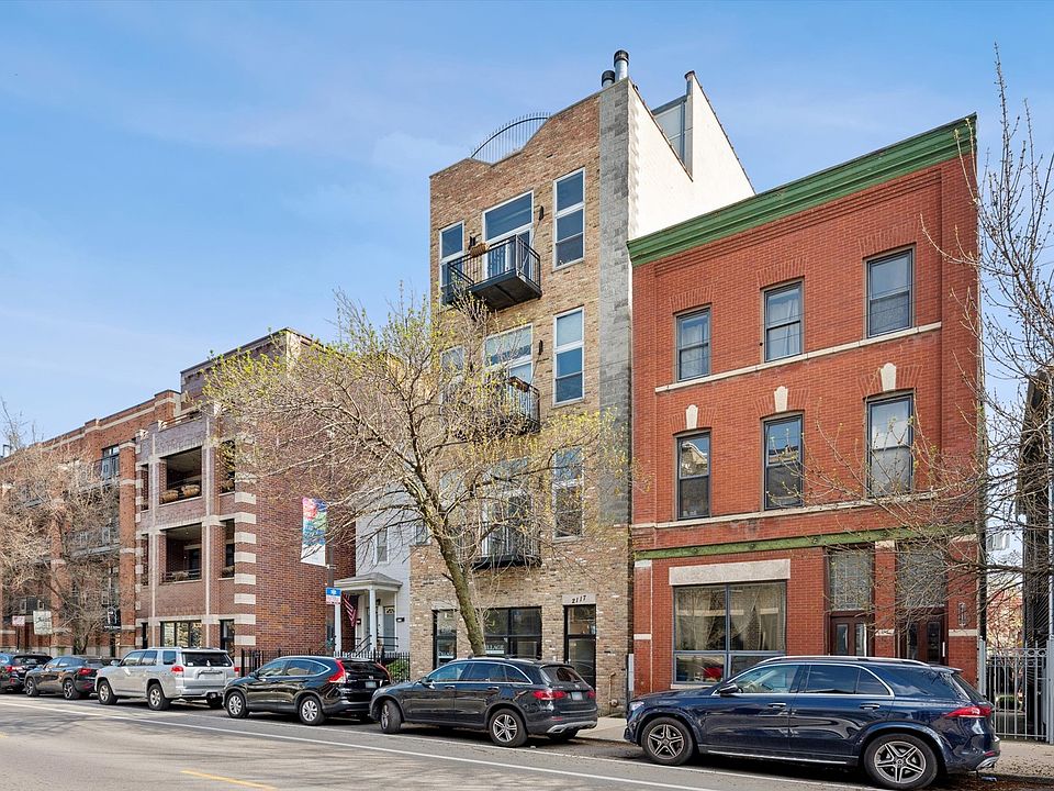 1st image of 2117 W Belmont Ave Unit 4