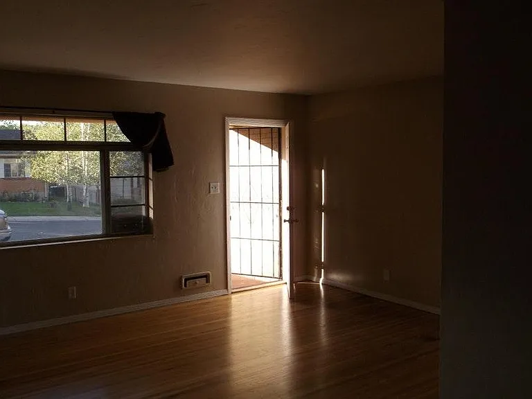 305 Crestone Ave — Photo 9