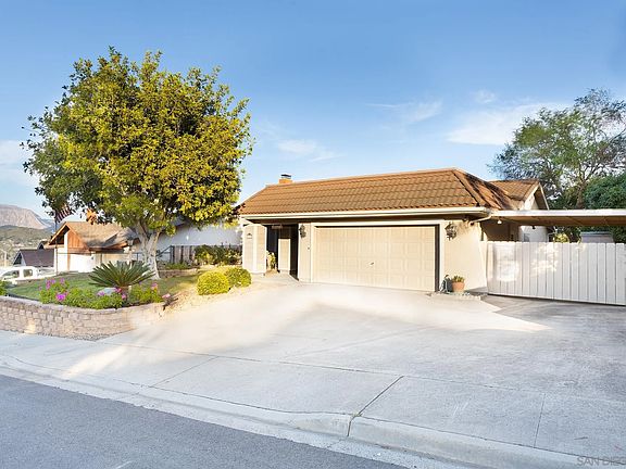 2nd image of 12455 Ridgeton Dr