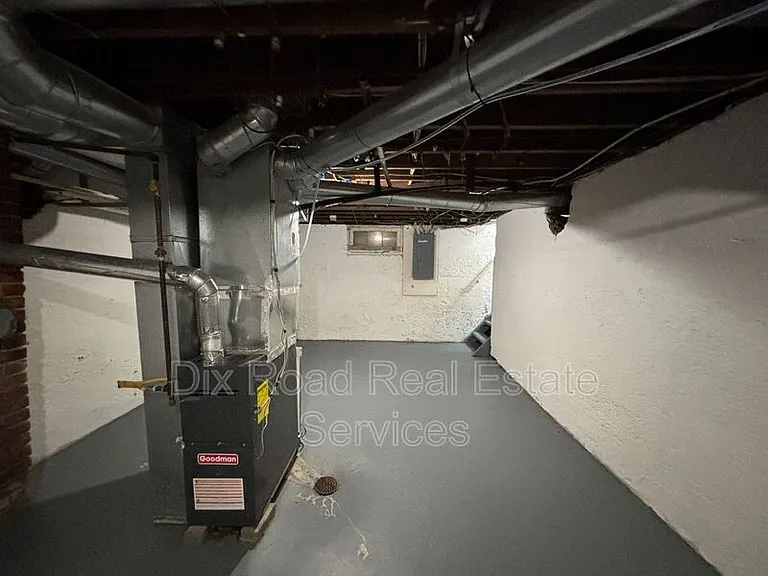 1022 Auburn St — Photo 20