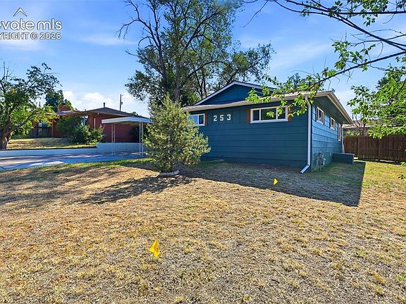3rd image of 253 Everett Dr