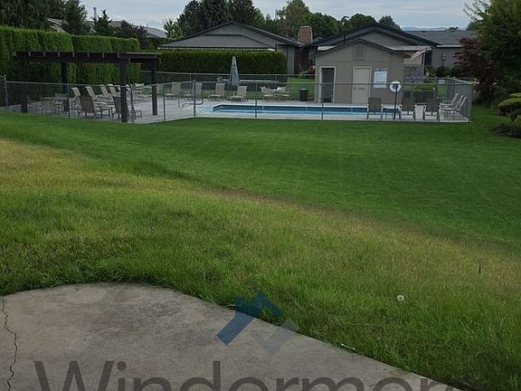 2nd image of 763 1/2 Village Way