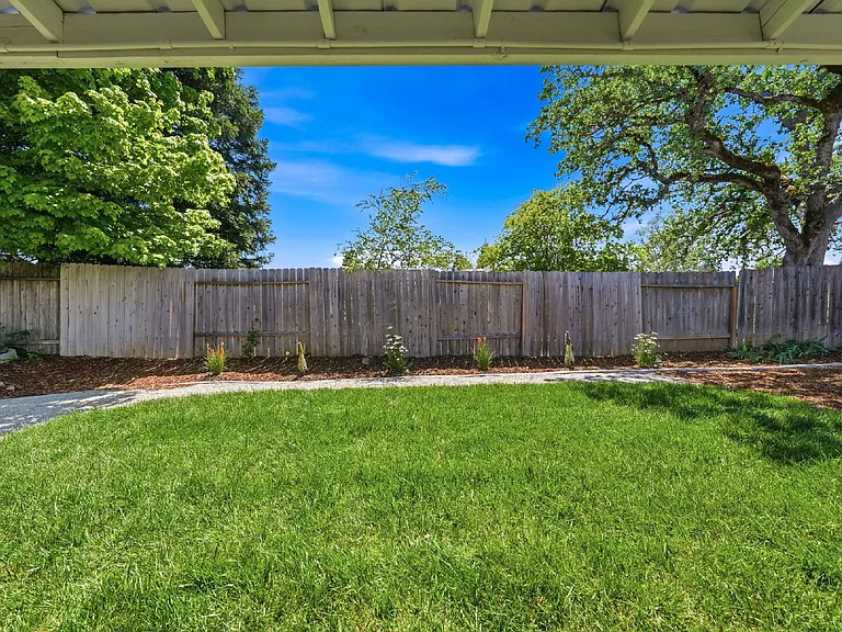 6245 Gold Hills Ct — Photo 7