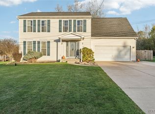 6023 Shoreham Dr, Lake View, NY 14085