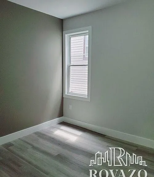 179 S 7th St #2A — Photo 8