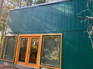 468 Onalaska Dr E, Onalaska, TX 77360