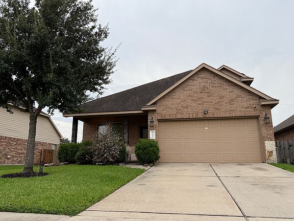 2nd image of 4223 Fenetre Forest Dr