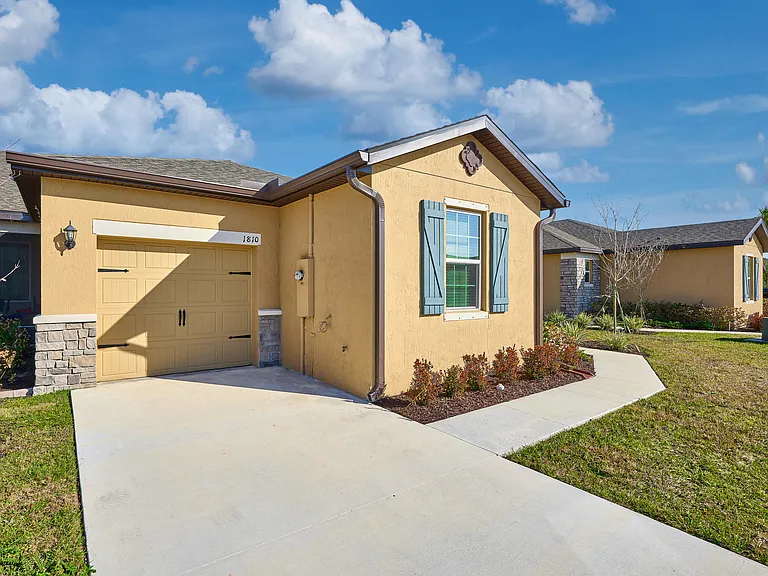 1810 Celebration Dr — Photo 6