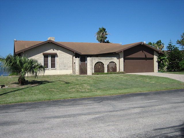 1st image of 166 Beach Blvd