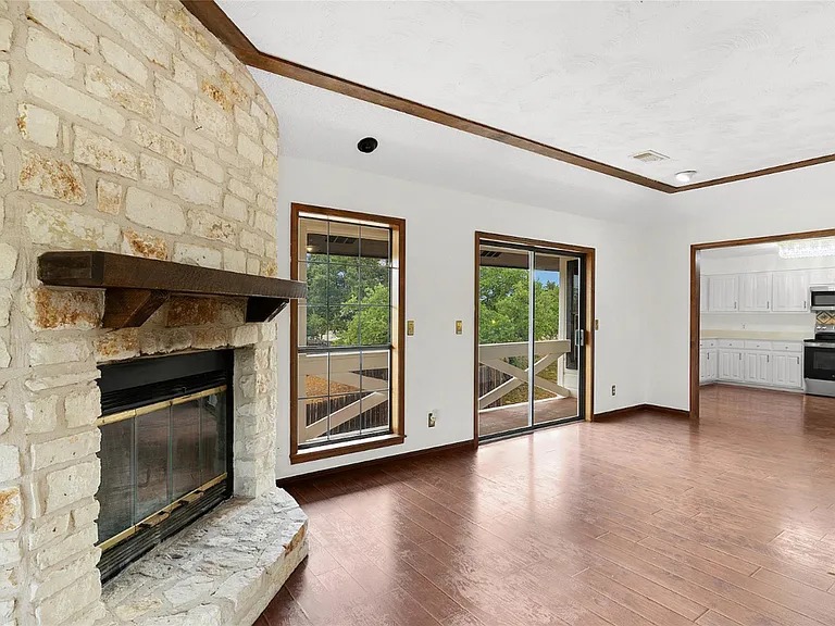 21205 National Dr — Photo 12