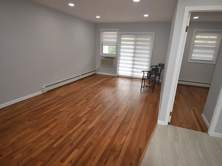 135-35 82nd Ave #MID — Photo 2