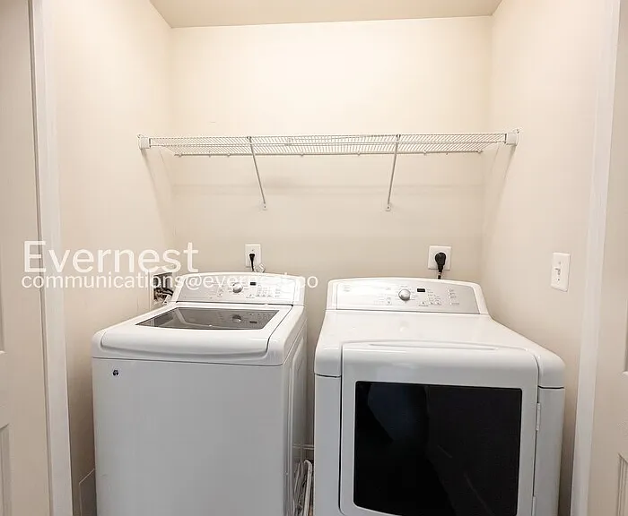 2342 Silver Fox Way — Photo 23