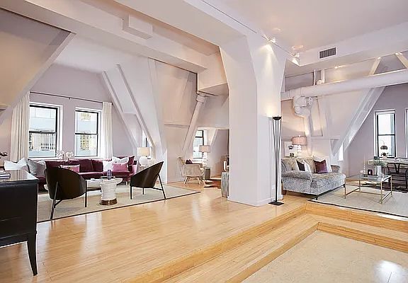 2nd image of 55 Liberty St Floor 31