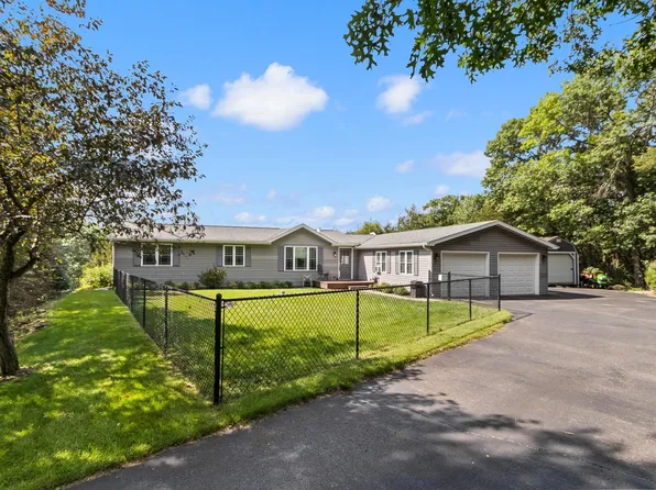 W6662 Cammeron Ter, Westfield, WI 53964