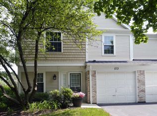 173 N Oltendorf Rd, Streamwood, IL 60107