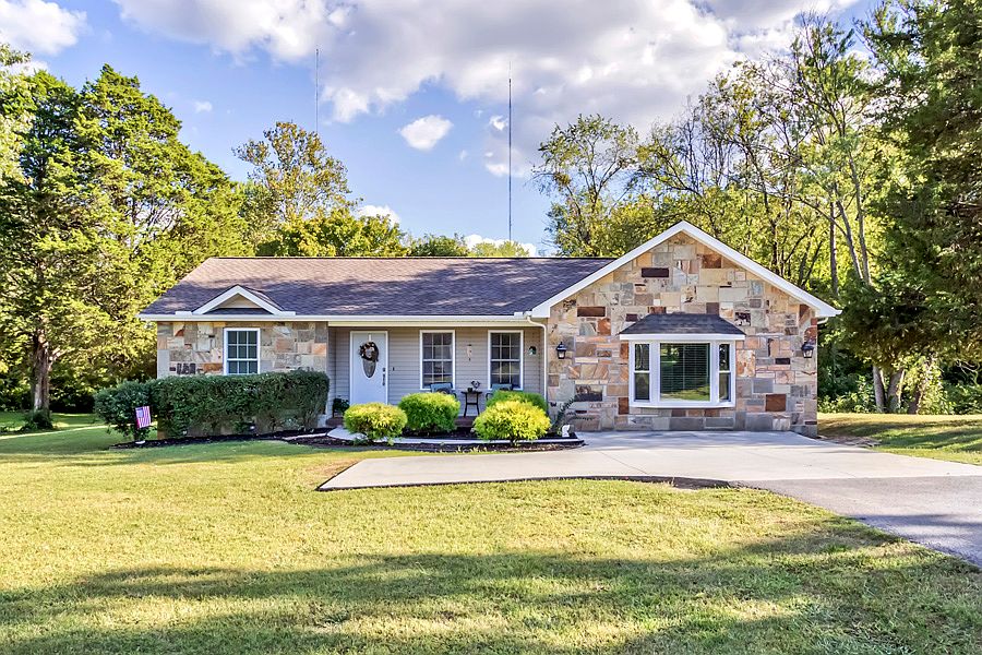 1st image of 1214 Adair Dr #A