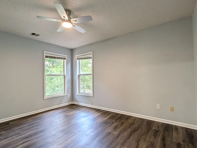 16364 S Brentwood St — Photo 13