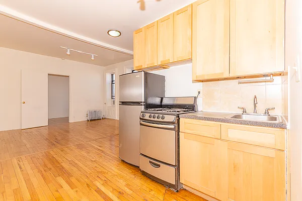 Rented by RENTBK LLC | media 1