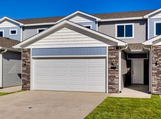 713 Umbra Pl, Norwalk, IA 50211