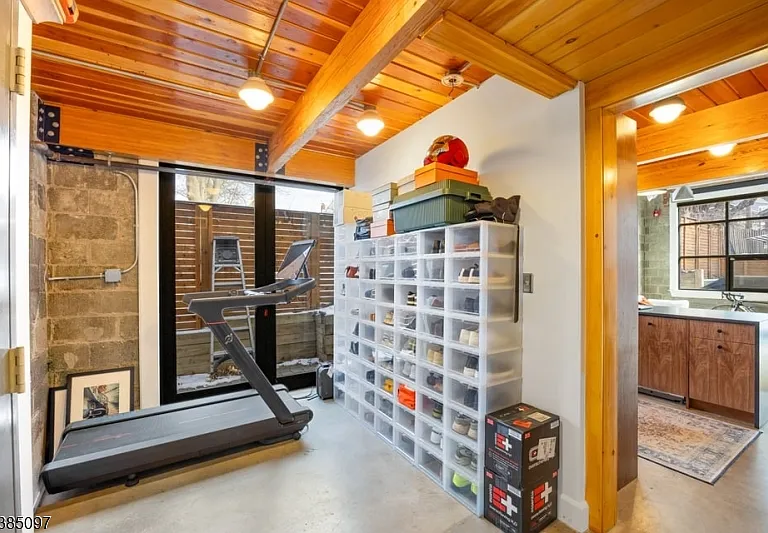 51 Greenwood Ave — Photo 14