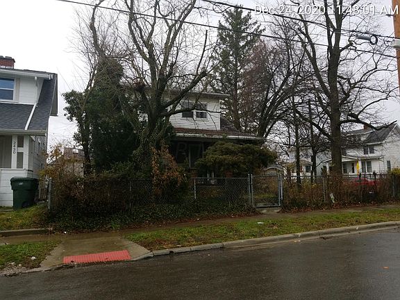3rd image of 2424 Steele Ave