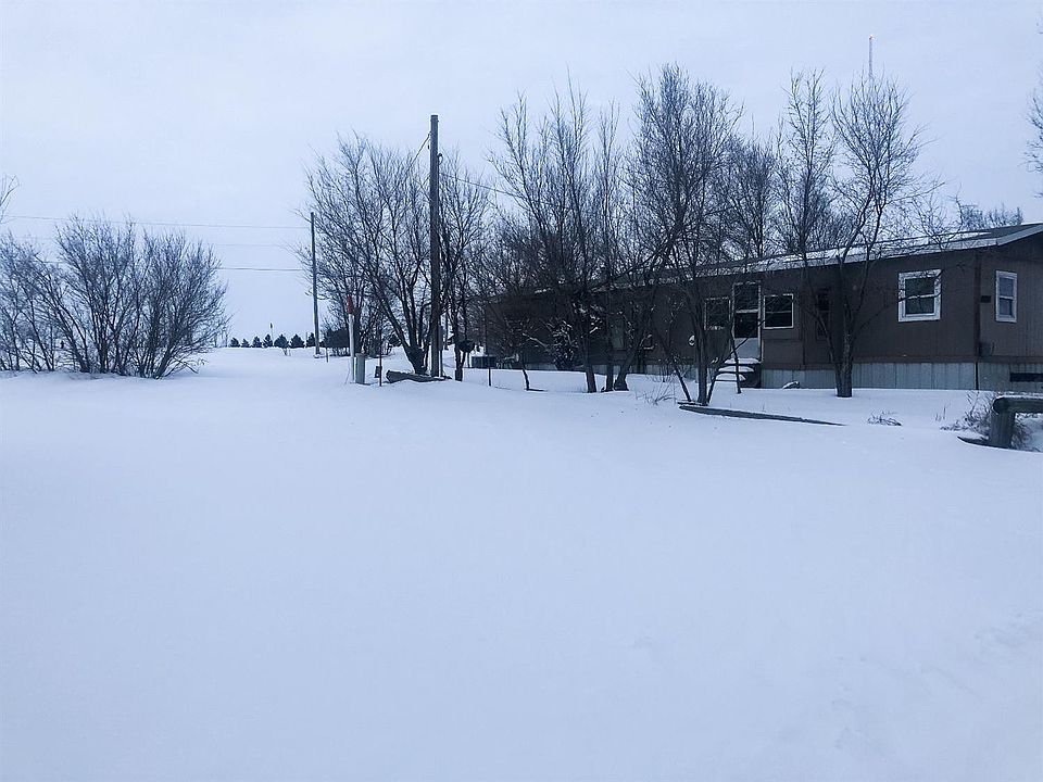 2nd image of 3306 N Vfw Rd