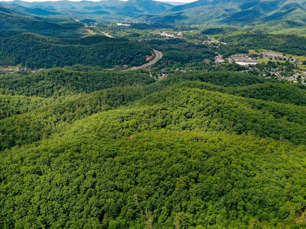 562 Knapp Hollow Rd, White Sulphur Springs, WV 24986