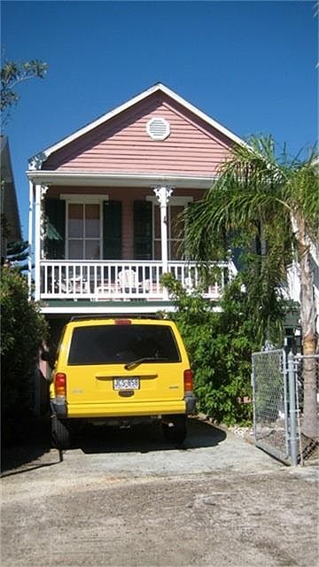 1st image of 1612 Ursuline St