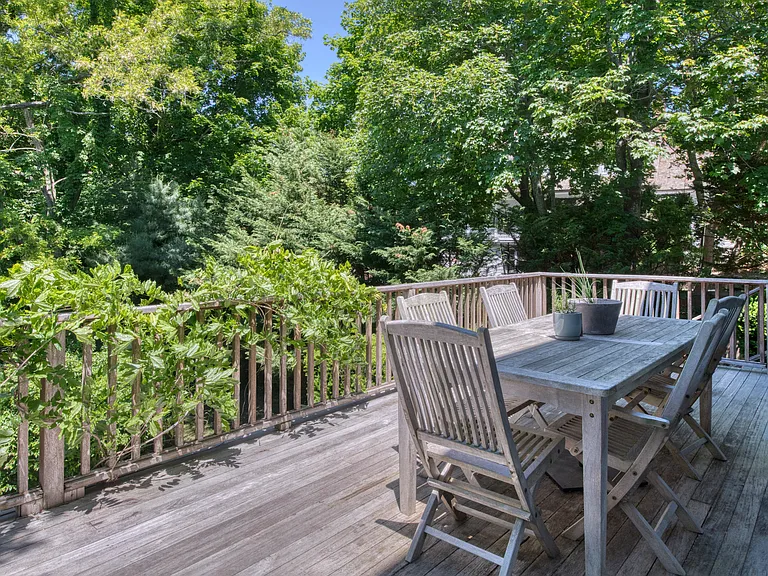 67 Jermain Ave — Photo 7