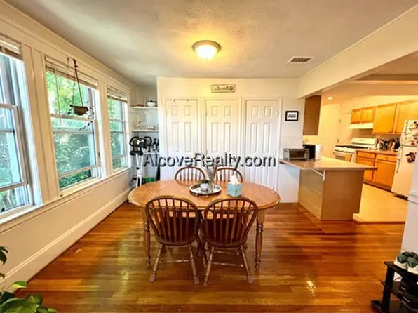 (undisclosed Address), Somerville, MA 02143