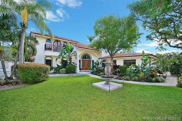 Home For Sale In Las Olas Isles