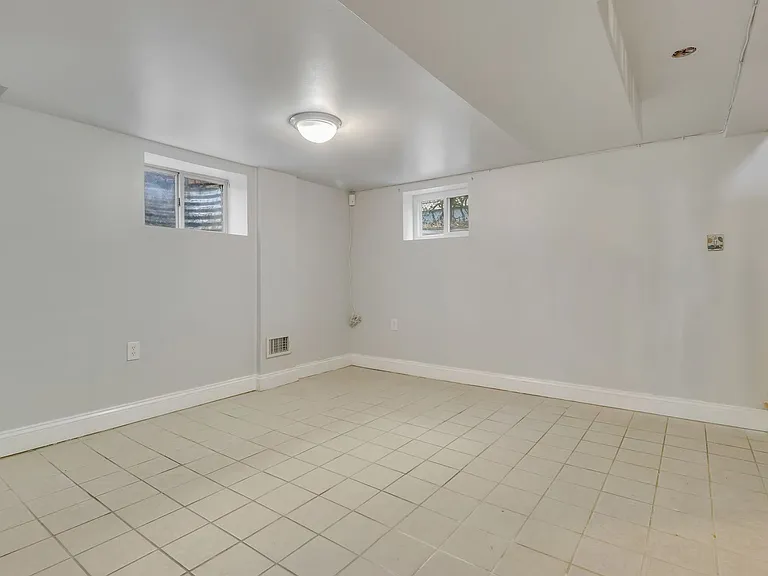3123 15th St NE — Photo 26